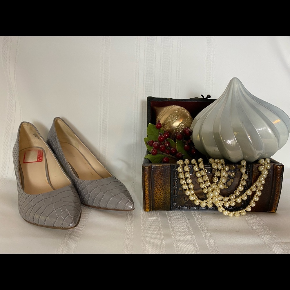 Gray Nine West snake skin ladies pumps shoes Sz 7 1/2 m Genuine leather